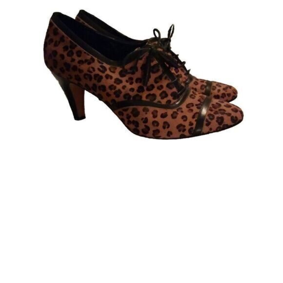 Vaneli Shoes - Vaneli Cheetah Print Tie Leather Shoe with 2 1/2 Inch Heel Size 10 1/2‎